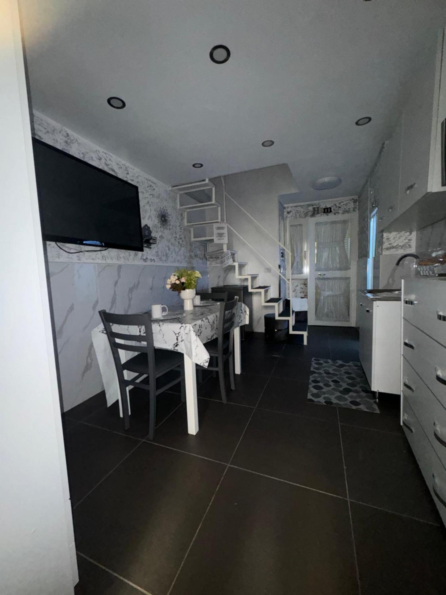 Dori Home Naples Extérieur photo